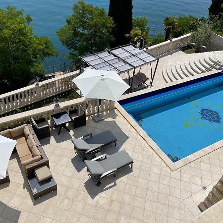 Villa Isabella - Luxury With Style Right Next To The Beach, Private Pool And Sea View Opatija Luaran gambar