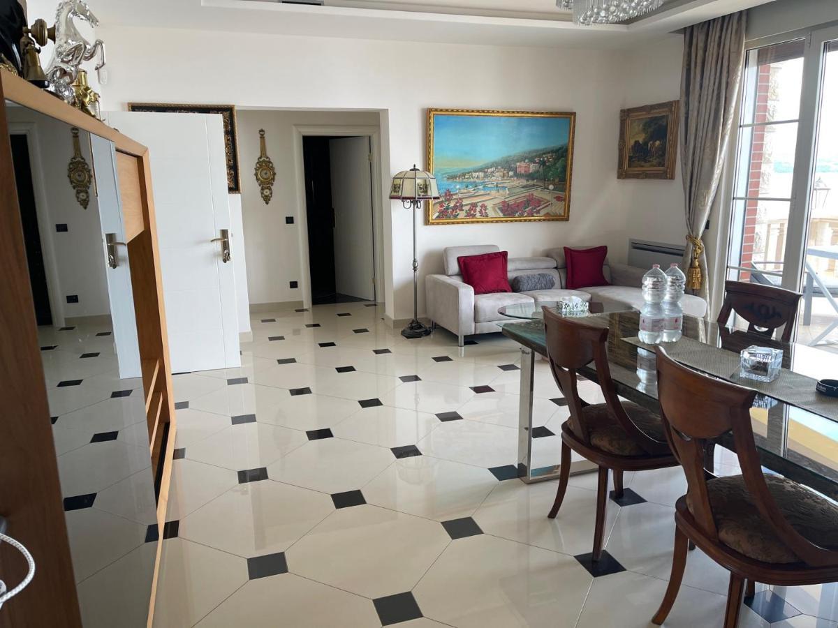 Villa Isabella - Luxury With Style Right Next To The Beach, Private Pool And Sea View Opatija Luaran gambar