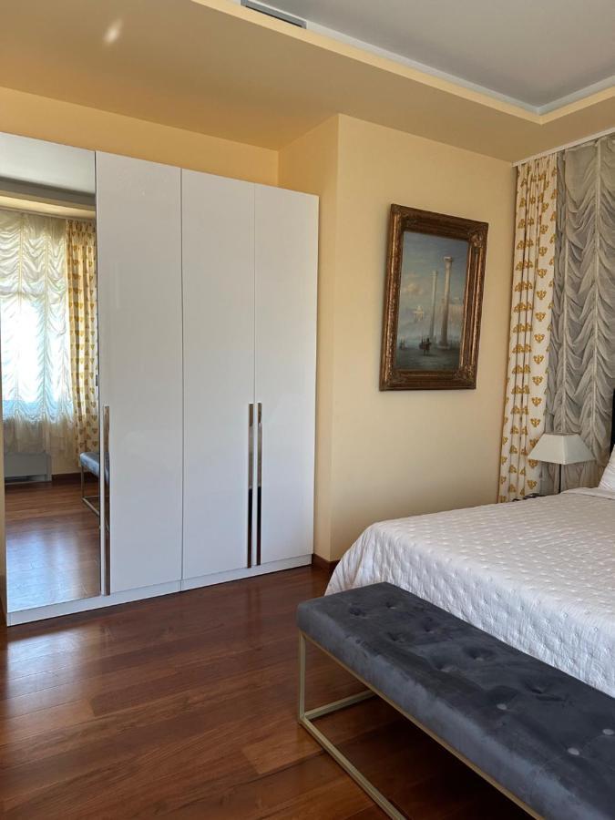 Villa Isabella - Luxury With Style Right Next To The Beach, Private Pool And Sea View Opatija Luaran gambar